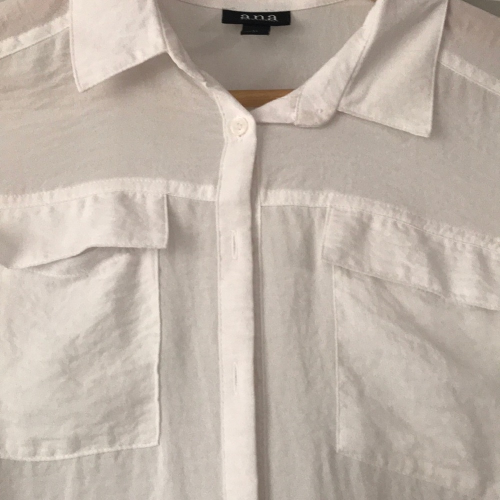 Button up - Picture 2 of 2